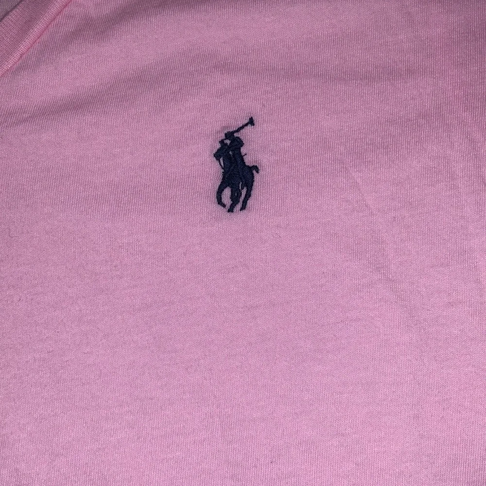 Pink polo v neck shirt with blue logo - Picture 2 of 3